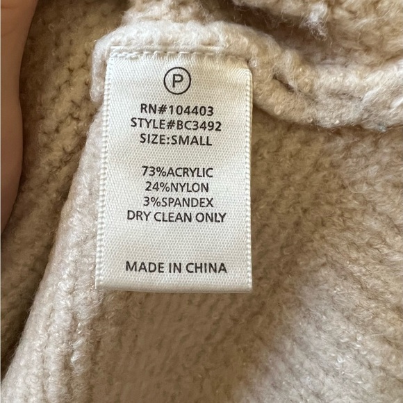 J.O.A Warm Cozy Knit Turtle Neck Knit Sweater Size Small - Picture 10 of 11